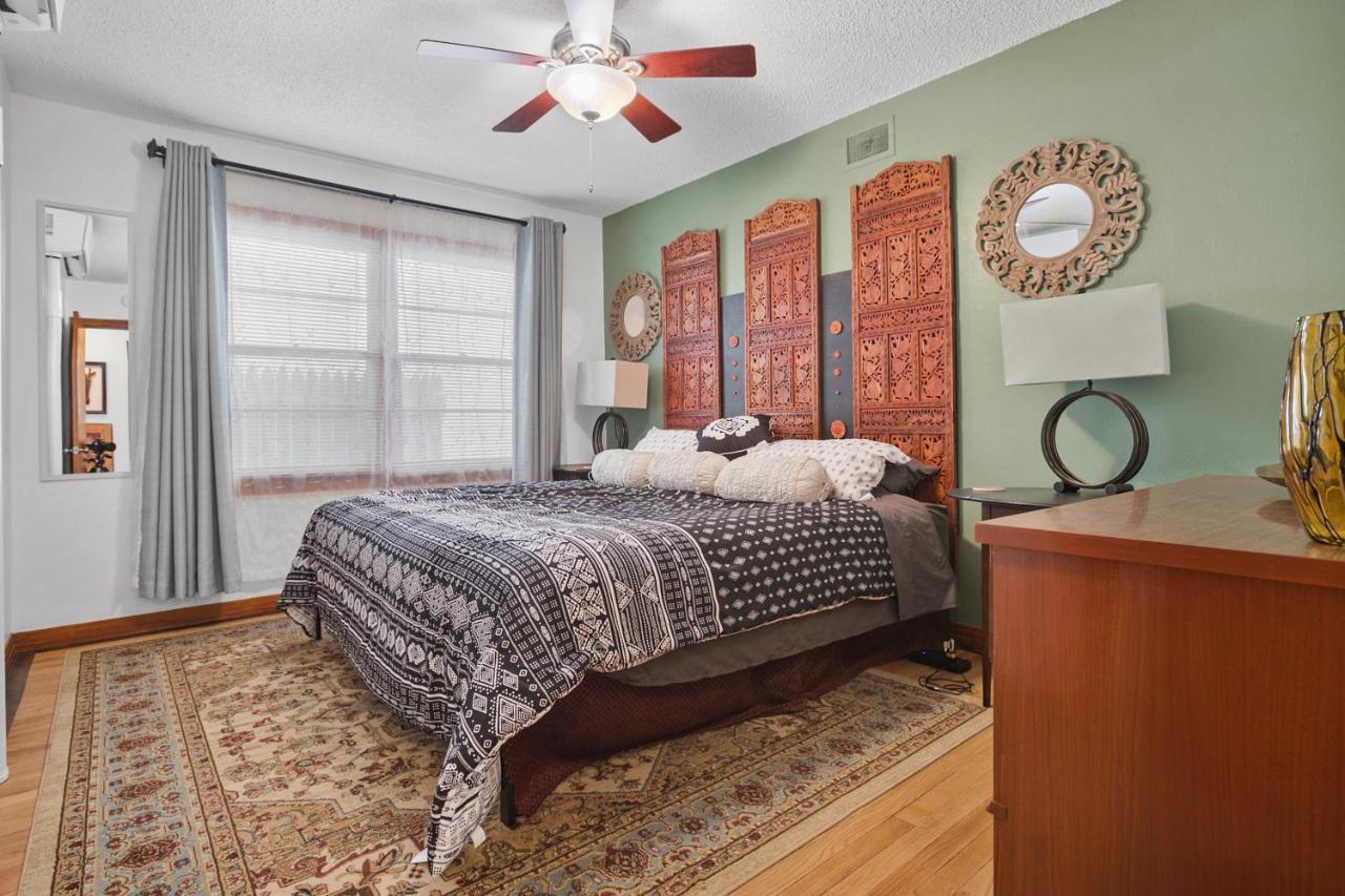 Luxury Oasis- 1 Bedroom Romantic Getaways Lubbock Luaran gambar