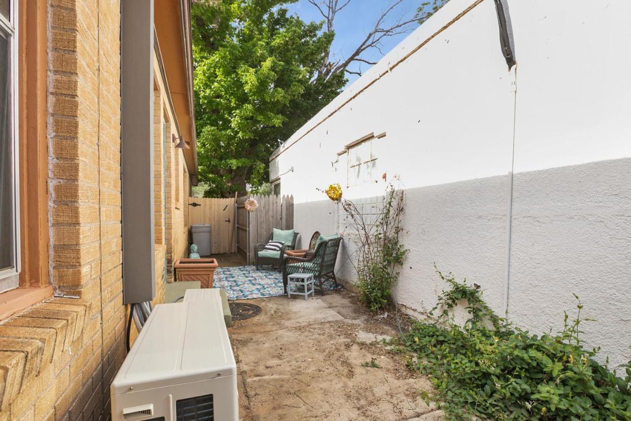 Luxury Oasis- 1 Bedroom Romantic Getaways Lubbock Luaran gambar