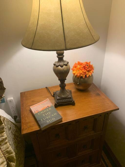 Luxury Oasis- 1 Bedroom Romantic Getaways Lubbock Luaran gambar