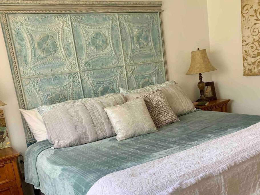 Luxury Oasis- 1 Bedroom Romantic Getaways Lubbock Luaran gambar