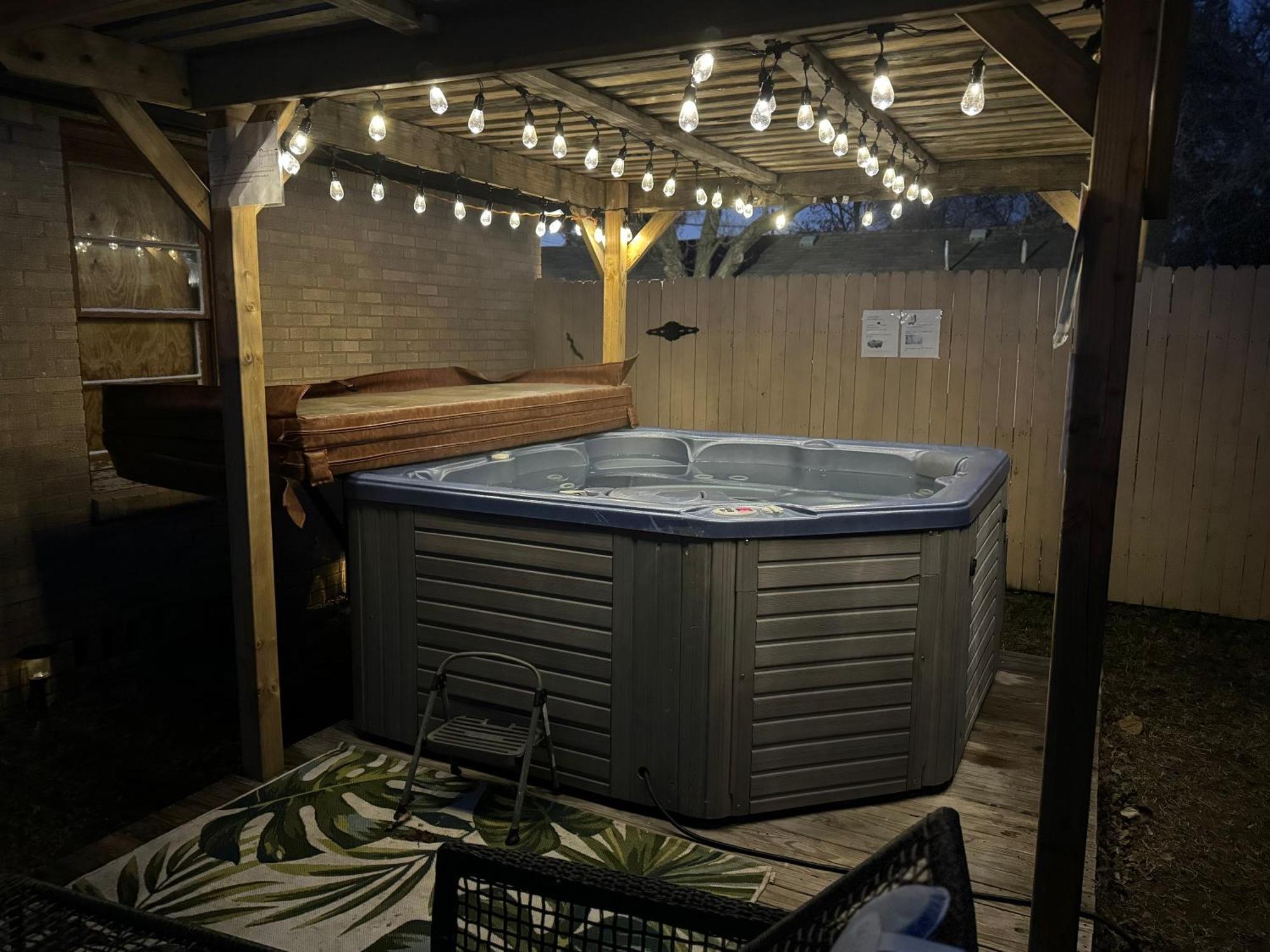 Luxury Oasis- 1 Bedroom Romantic Getaways Lubbock Luaran gambar