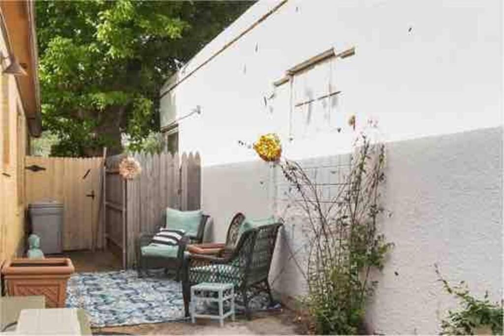 Luxury Oasis- 1 Bedroom Romantic Getaways Lubbock Luaran gambar