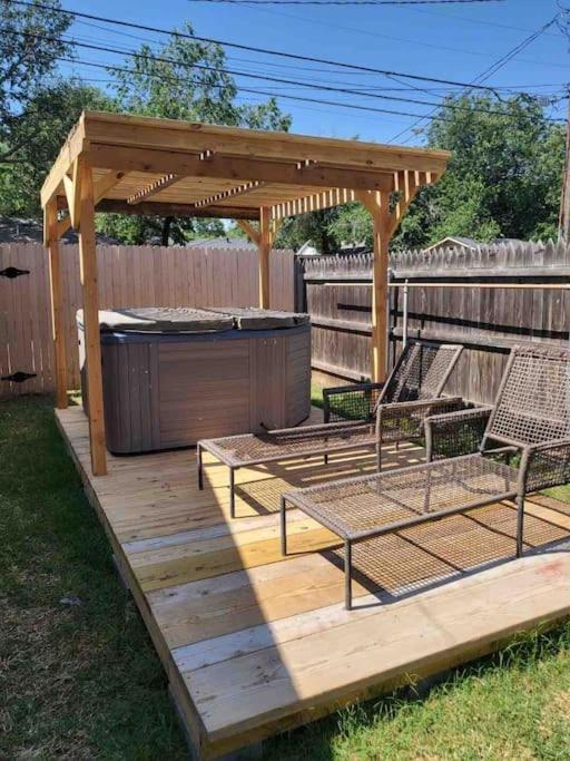Luxury Oasis- 1 Bedroom Romantic Getaways Lubbock Luaran gambar